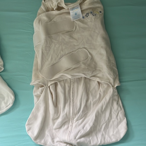 Lot of 2 newborn Halo sleepsacks - Picture 2 of 5